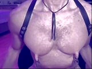 workout tit